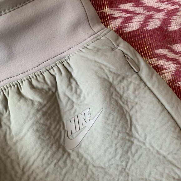 Nike Tech Pack Shorts - NWT - Picture 5 of 14